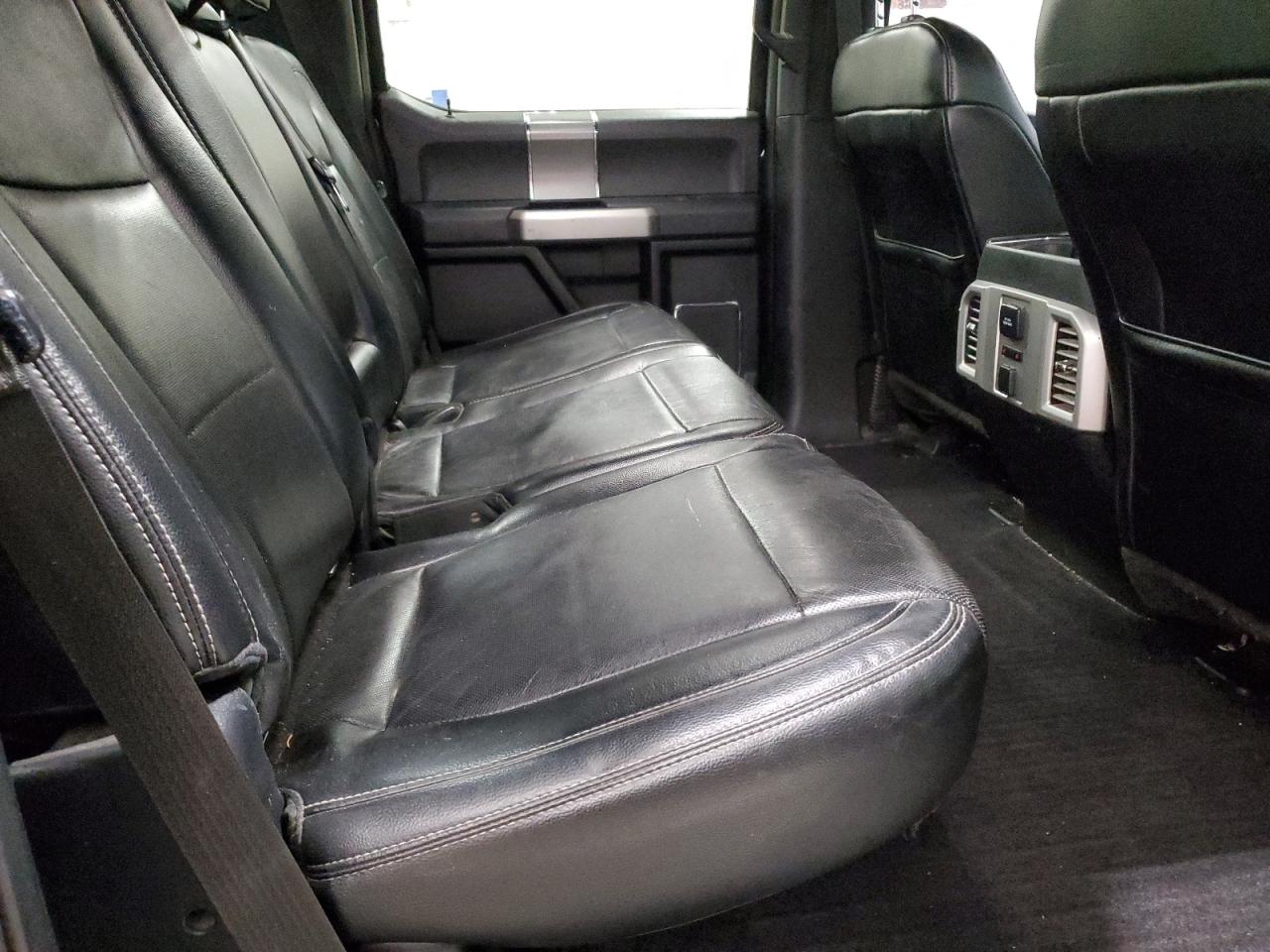 2015 Ford F-150 - Image 11