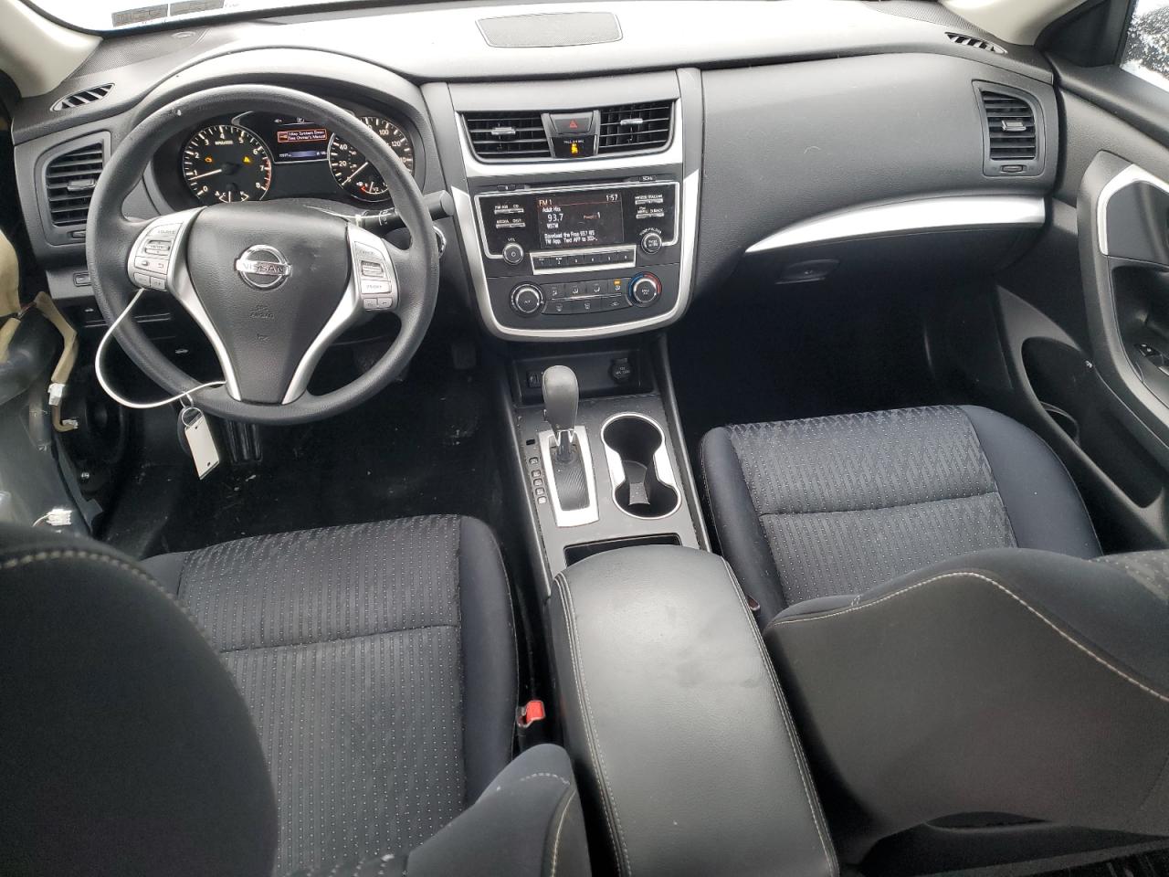 2017 Nissan Altima - Image 8