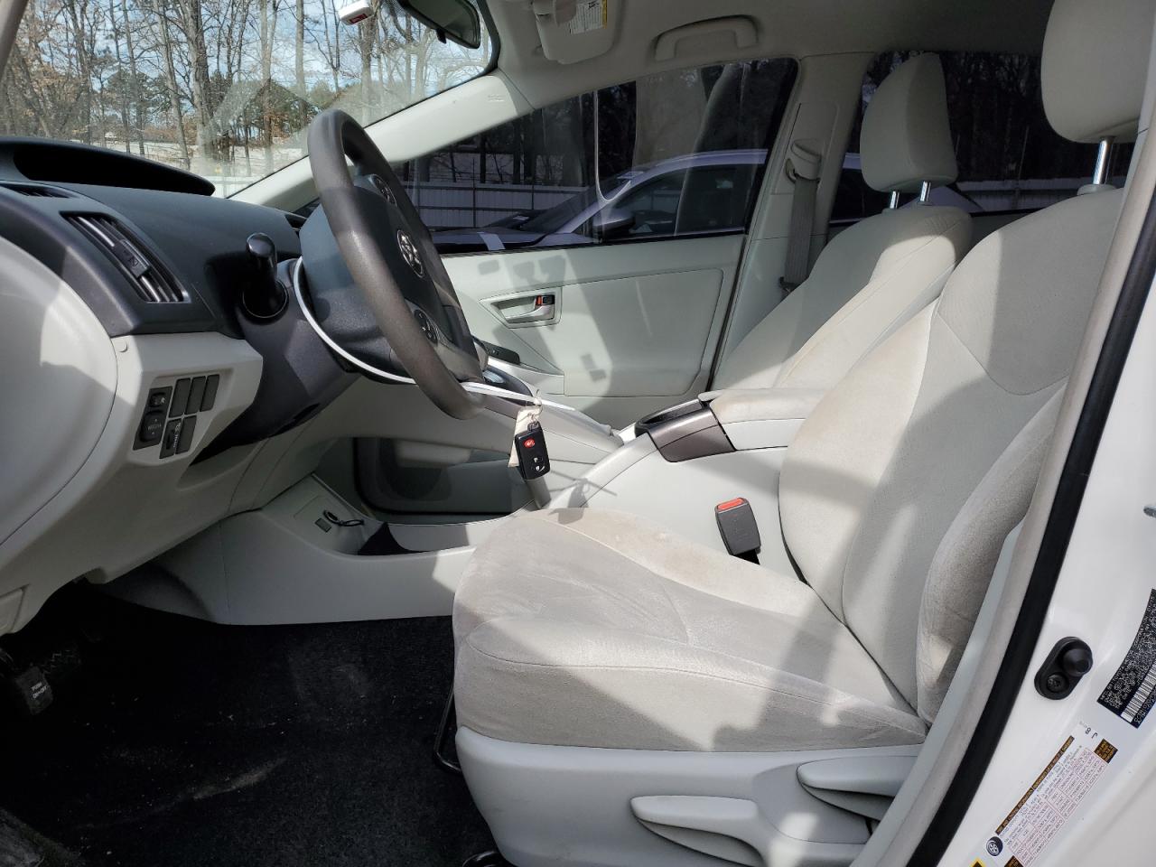 2015 Toyota Prius - Image 7