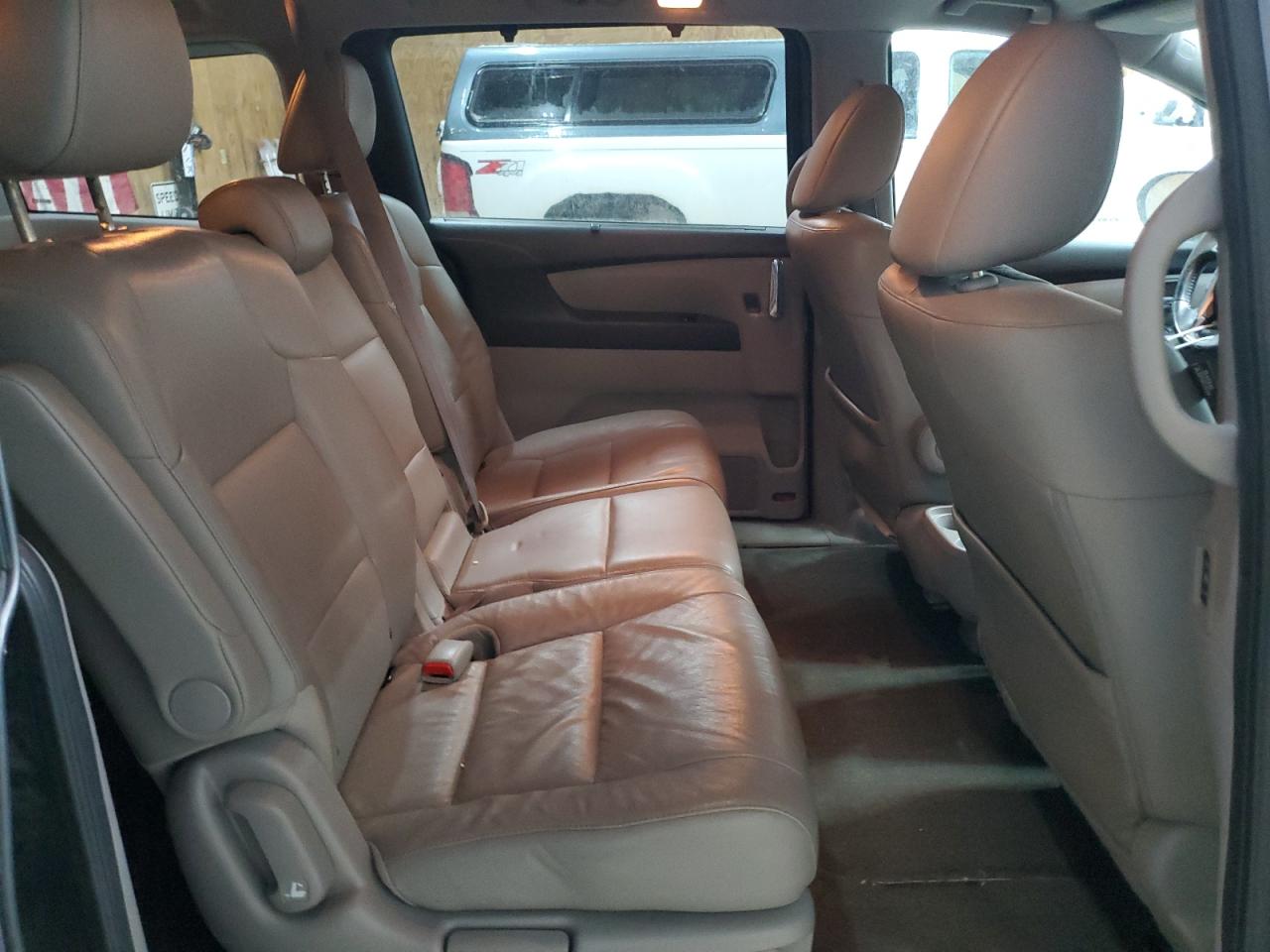 2016 Honda Odyssey - Image 11