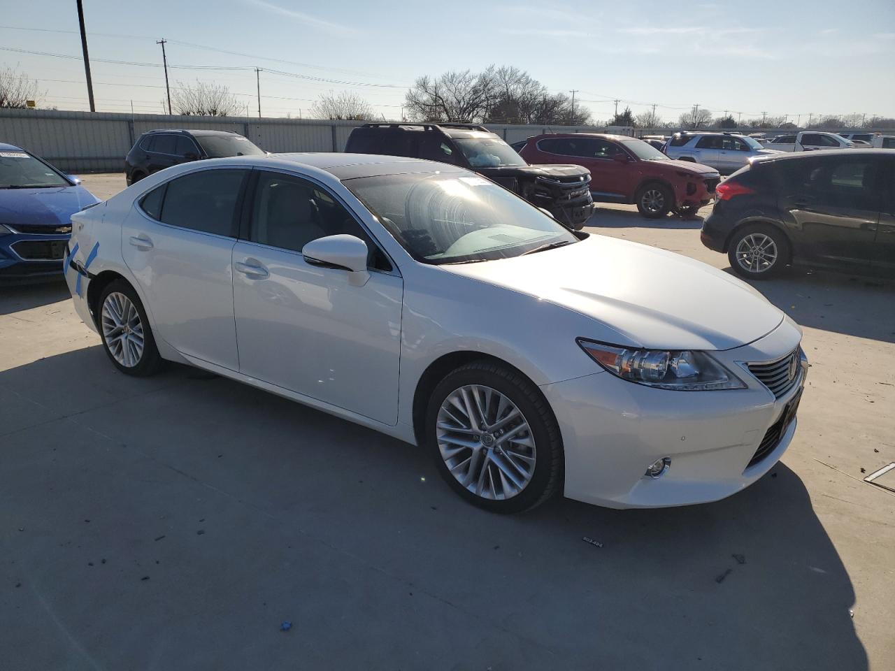 2014 Lexus ES - Image 4