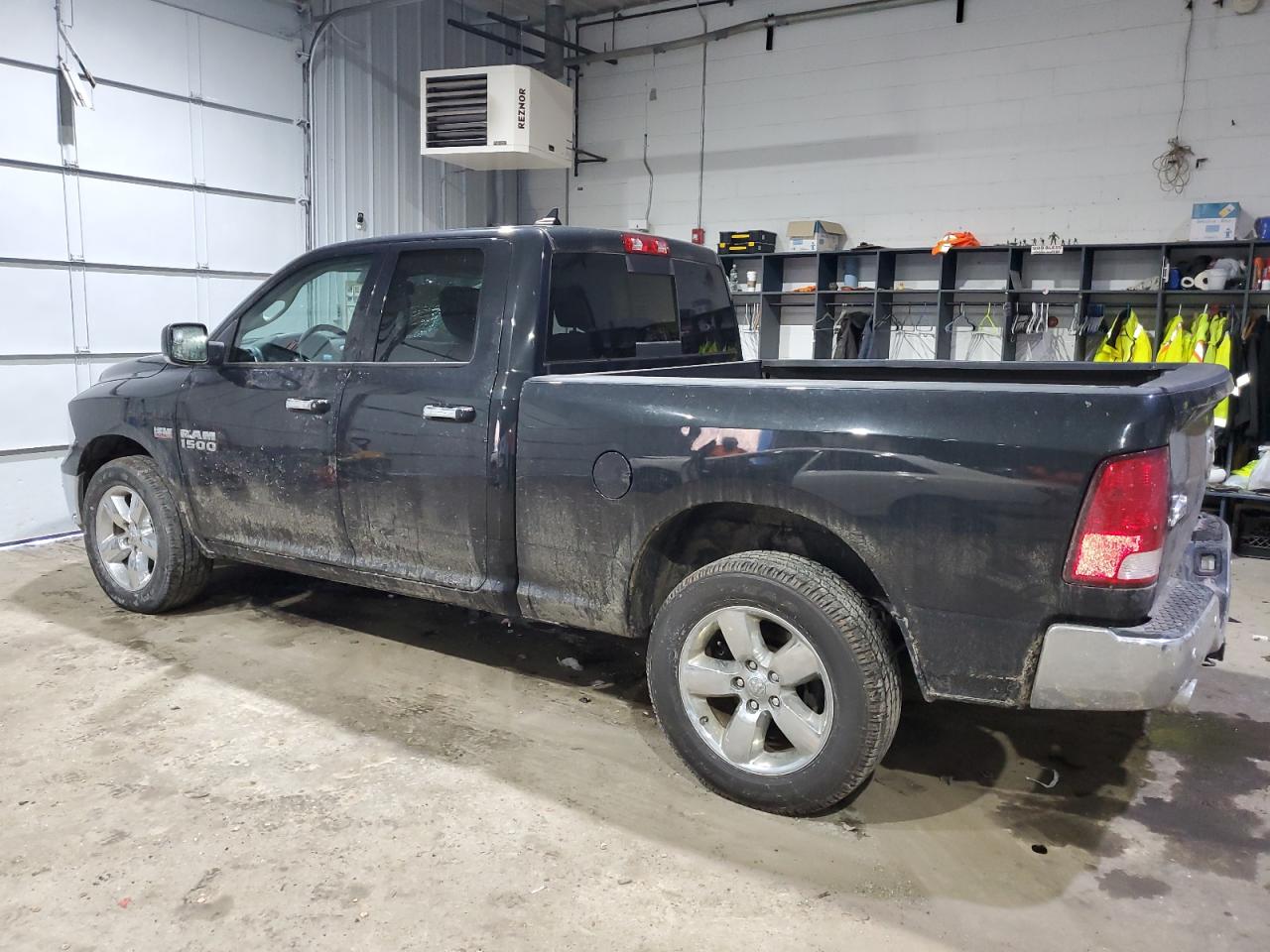 2017 RAM 1500 - Image 2