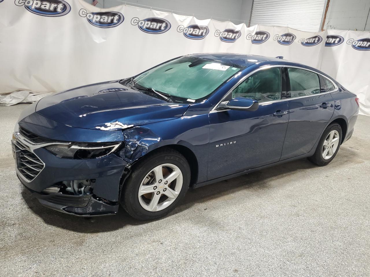 2022 Chevrolet Malibu - Image 1