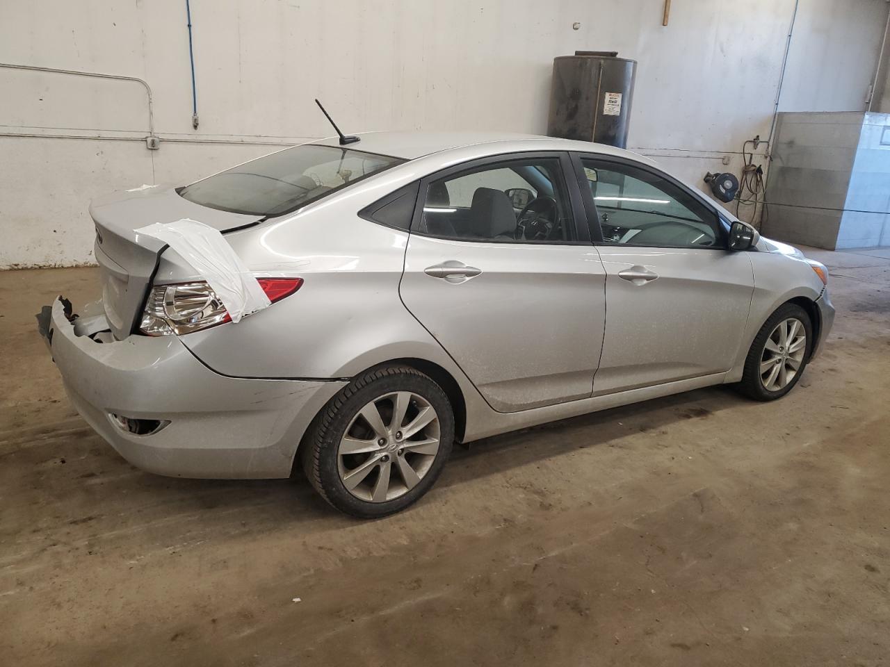 2014 Hyundai Accent - Image 3