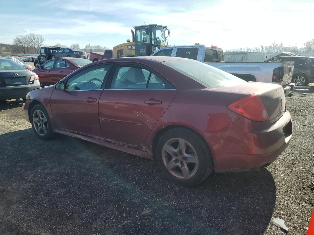 2010 Pontiac G6 - Image 2
