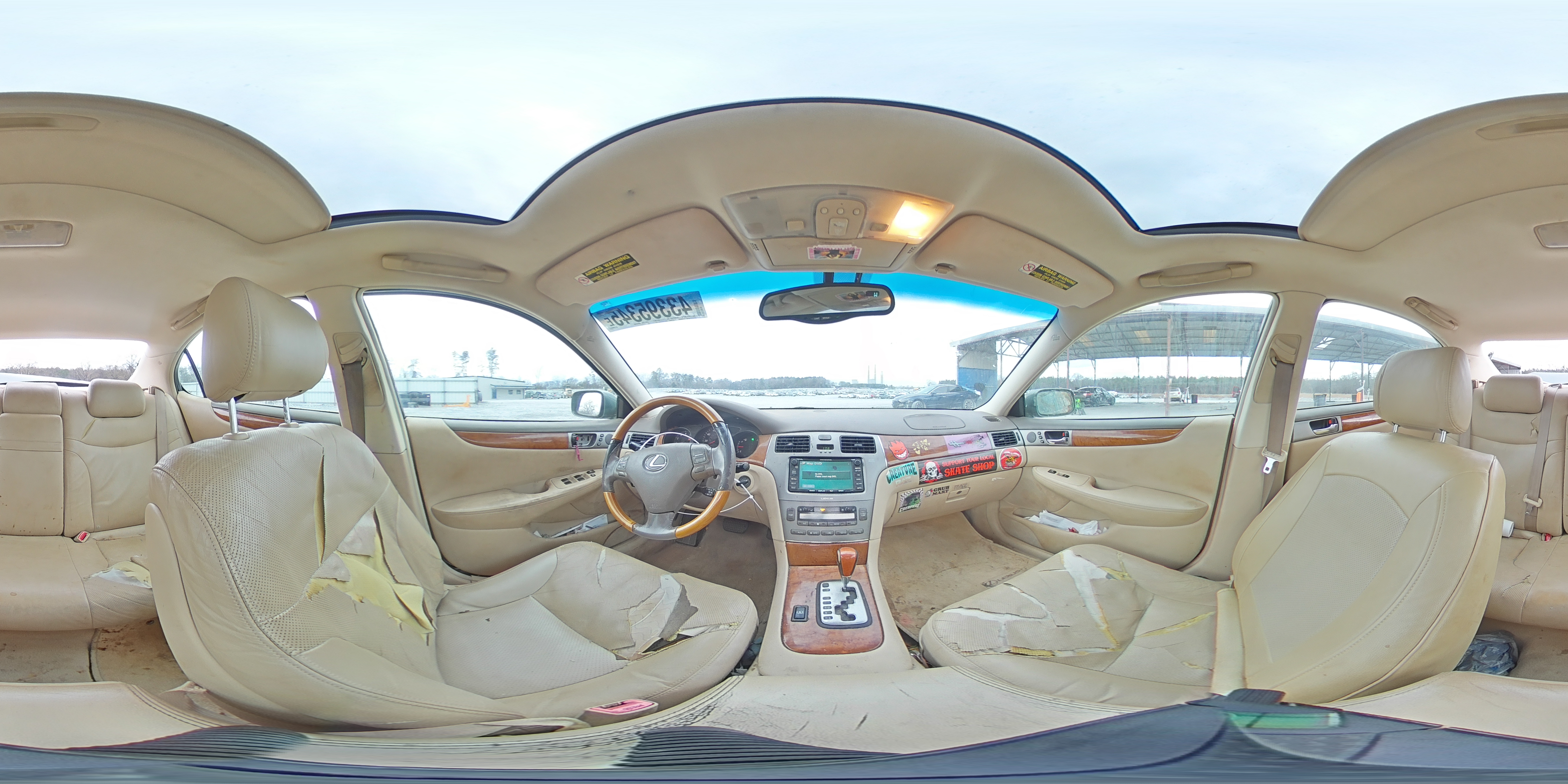 2005 Lexus ES - Image 12