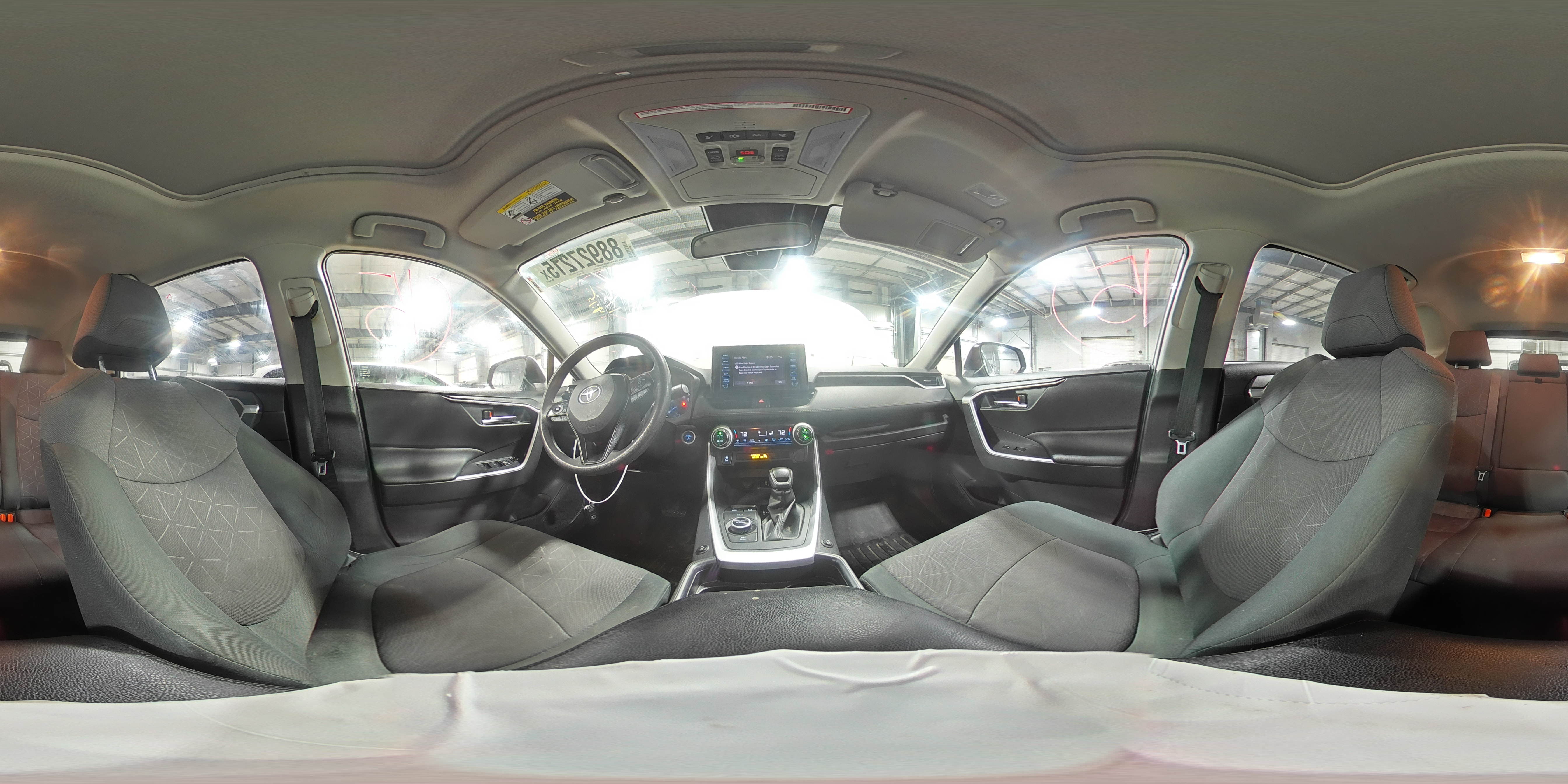 2019 Toyota RAV 4 - Image 15