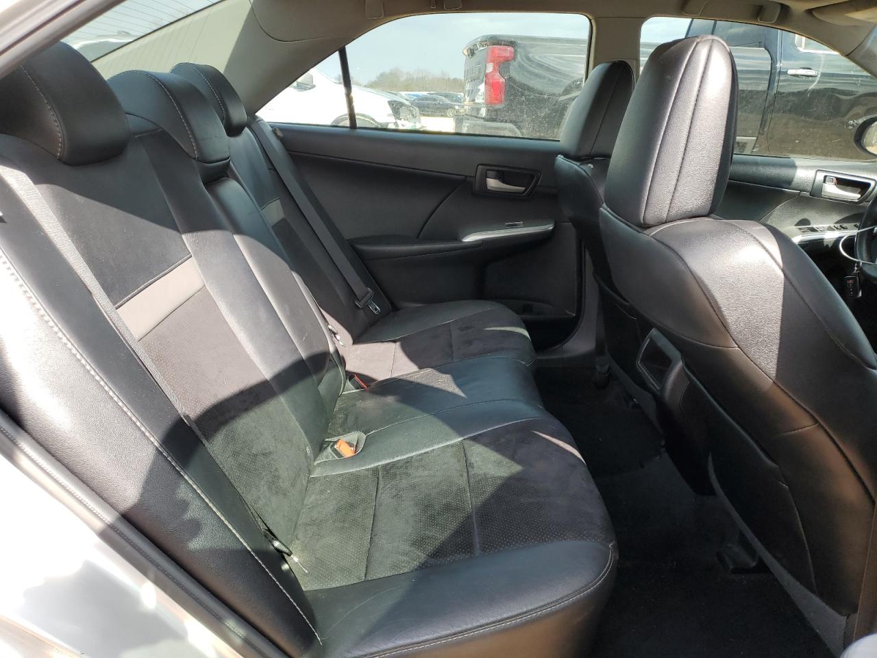 2012 Toyota Camry - Image 10