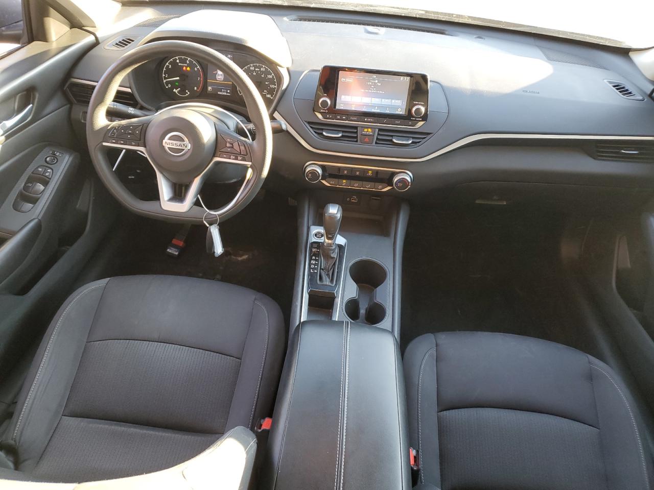 2021 Nissan Altima - Image 8
