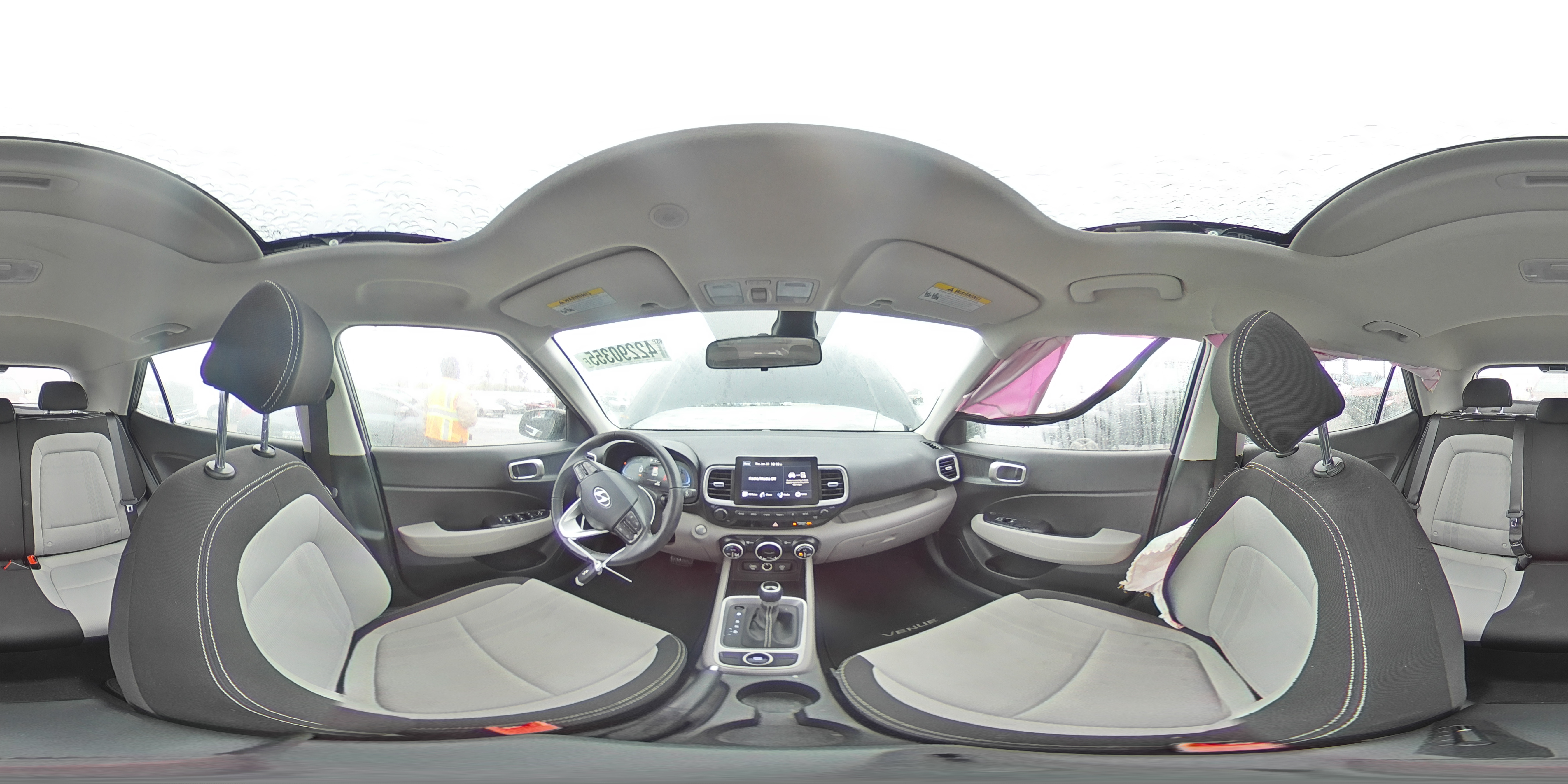 2024 Hyundai Venue - Image 16