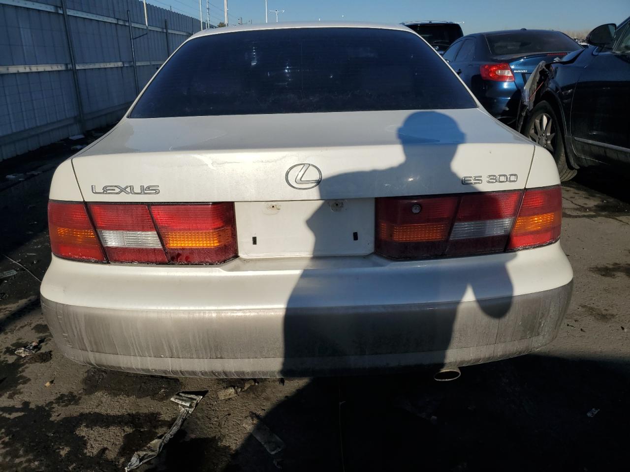1997 Lexus ES - Image 6