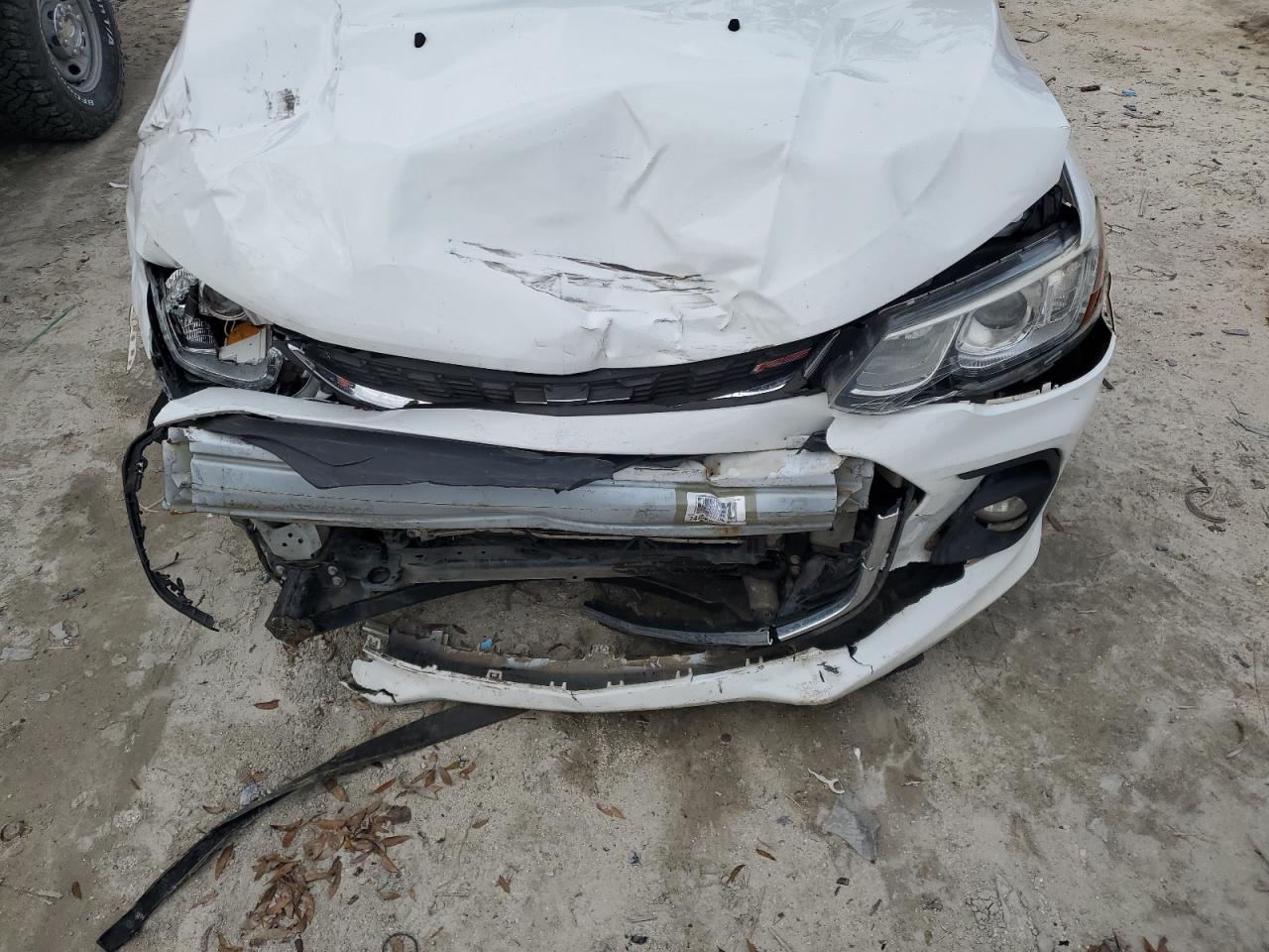 2018 Chevrolet Sonic - Image 11