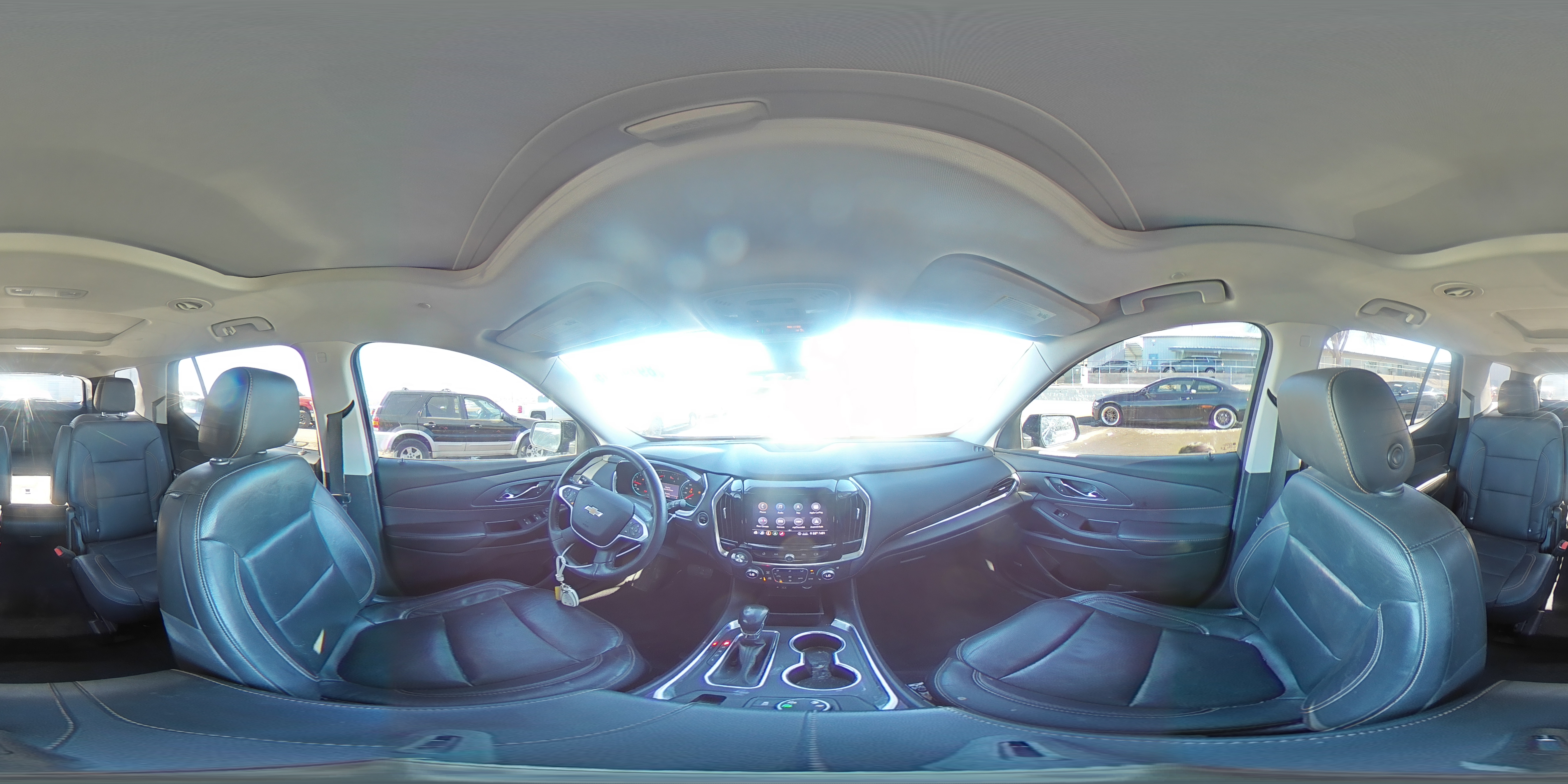 2021 Chevrolet Traverse - Image 16