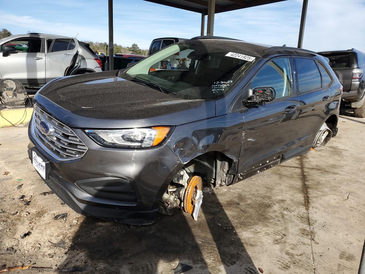 2020 Ford Edge - Image 1