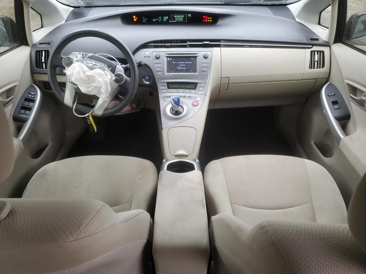 2012 Toyota Prius - Image 8