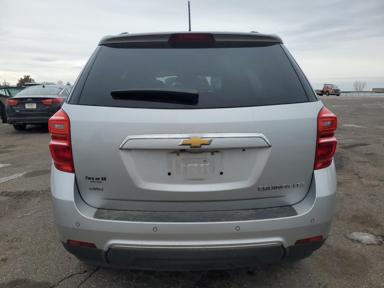 2016 Chevrolet Equinox - Image 6