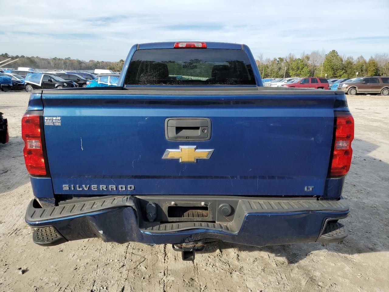 2016 Chevrolet Silverado - Image 6
