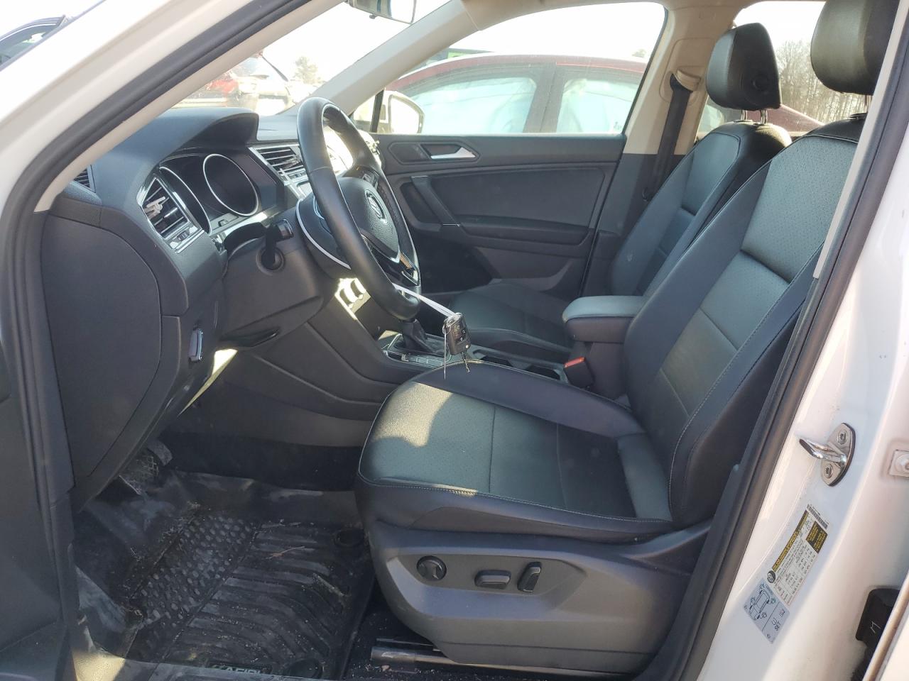 2020 Volkswagen Tiguan - Image 7
