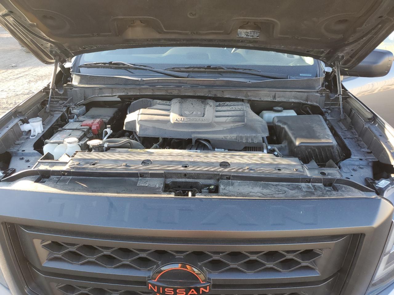 2024 Nissan Titan - Image 11