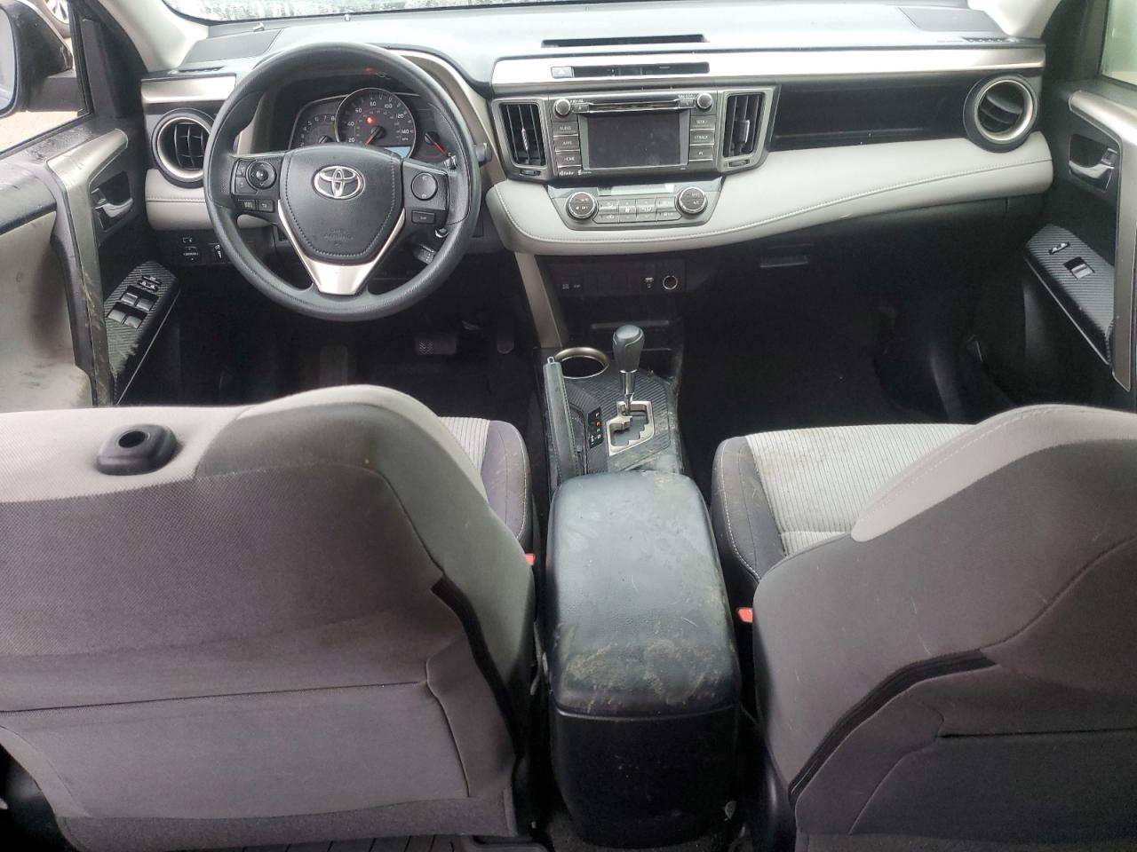 2015 Toyota RAV 4 - Image 8