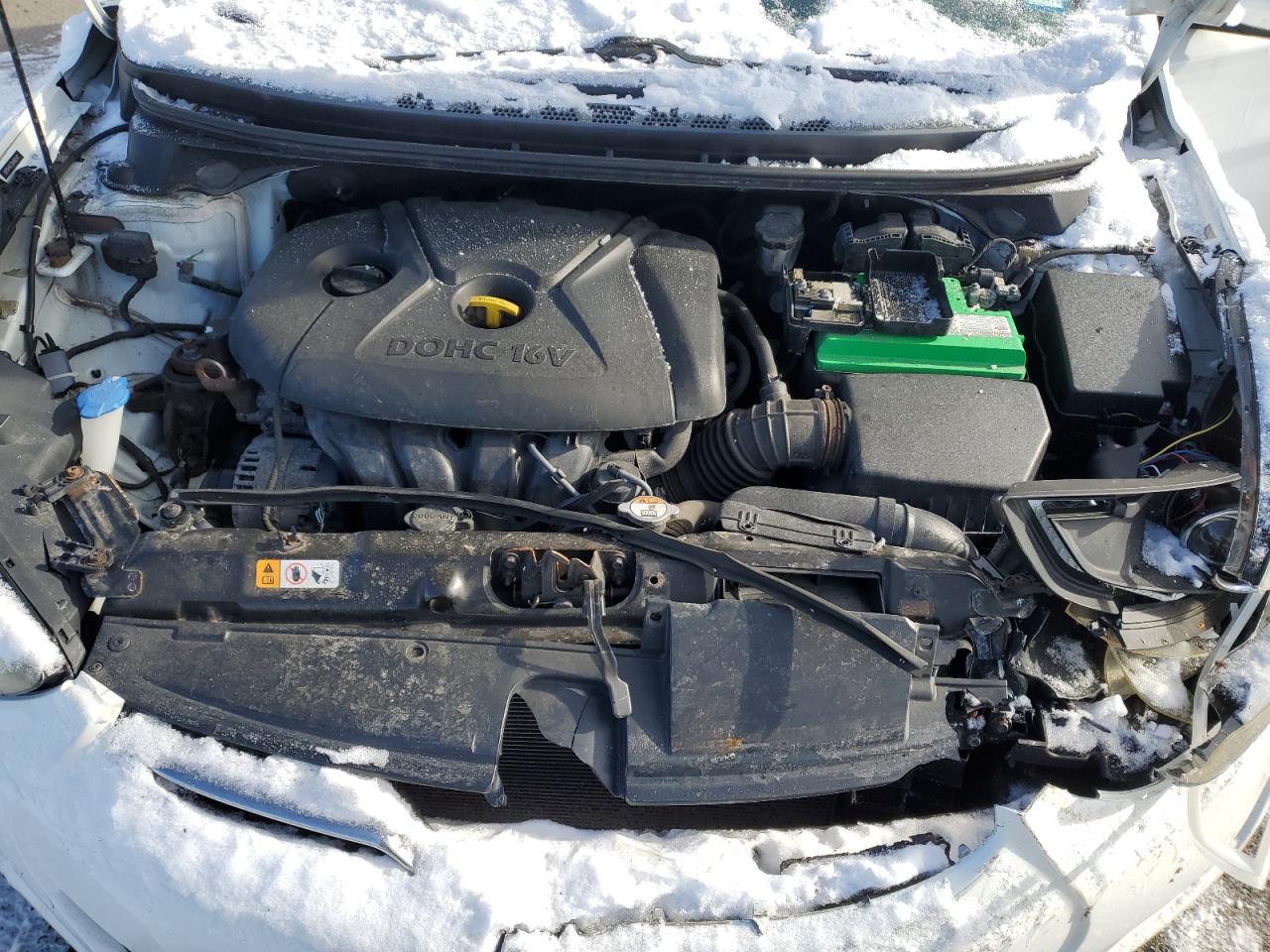 2013 Hyundai Elantra - Image 11