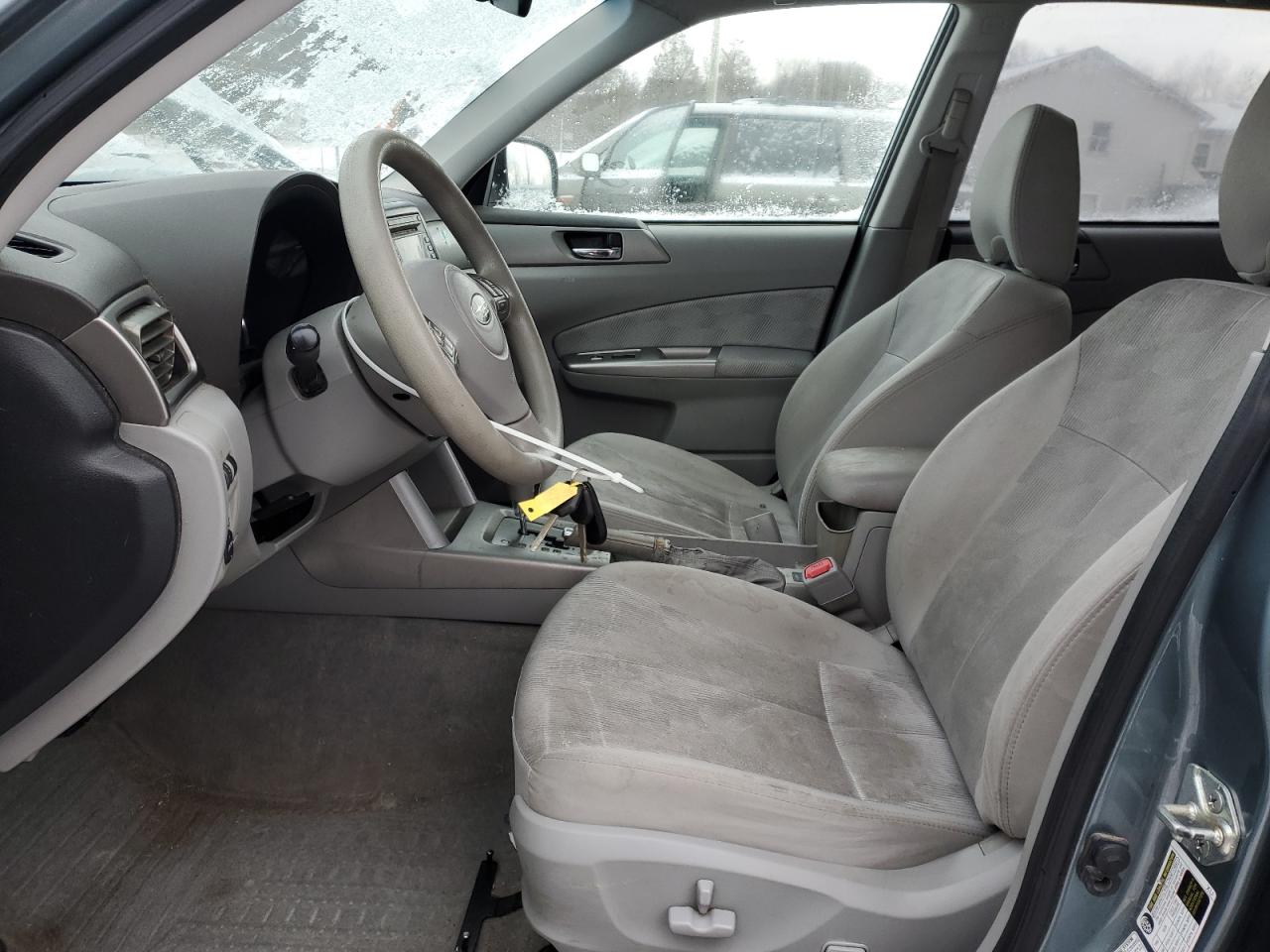 2010 Subaru Forester - Image 7