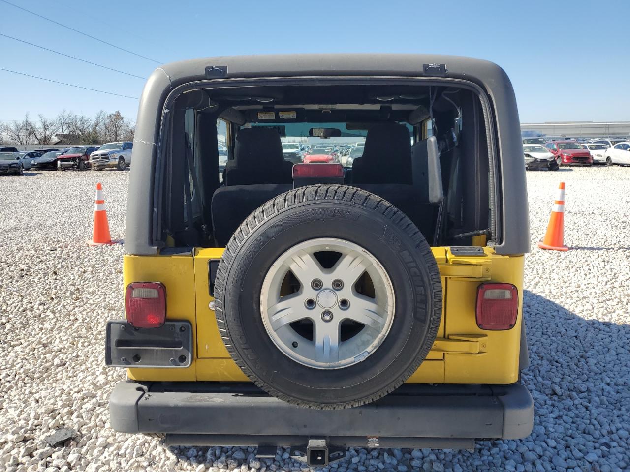 2004 Jeep Wrangler - Image 6