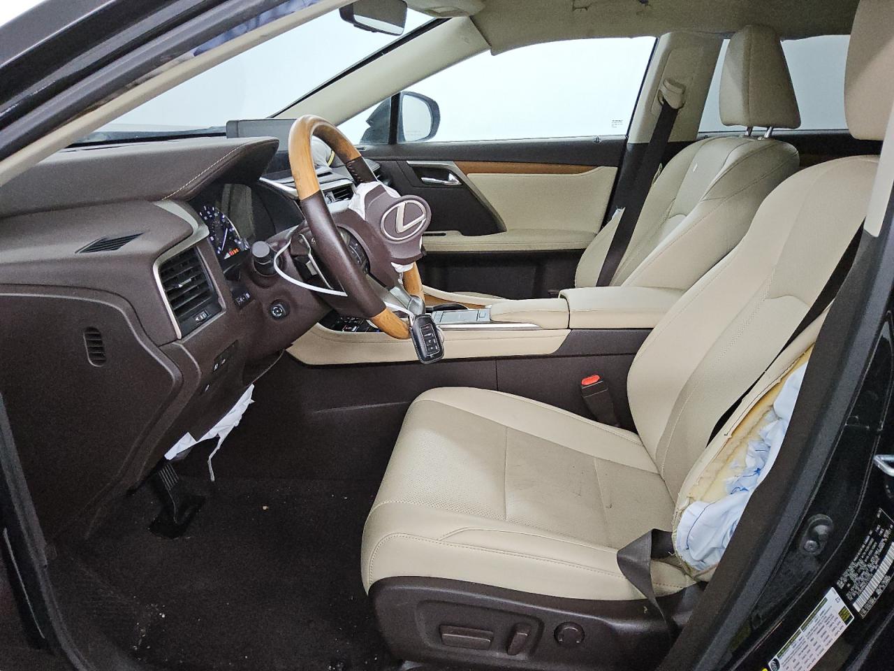 2020 Lexus RX - Image 7