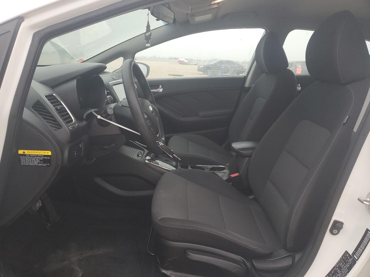 2018 Kia Forte - Image 7