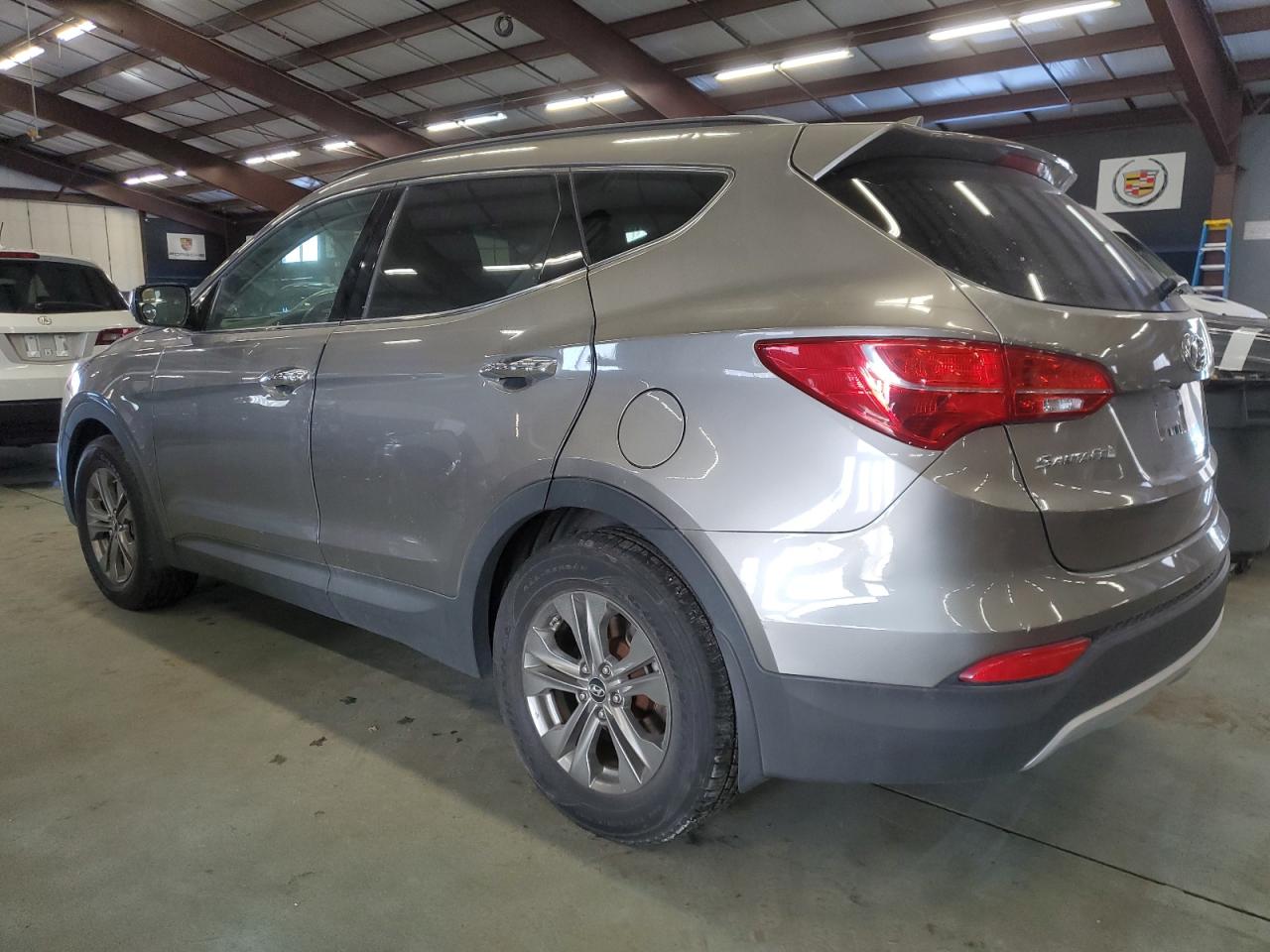 2014 Hyundai Santa Fe - Image 2