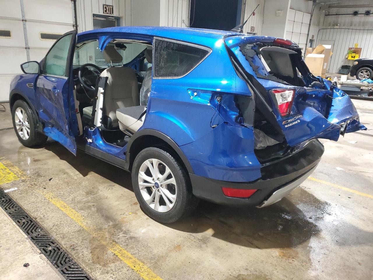 2019 Ford Escape - Image 2