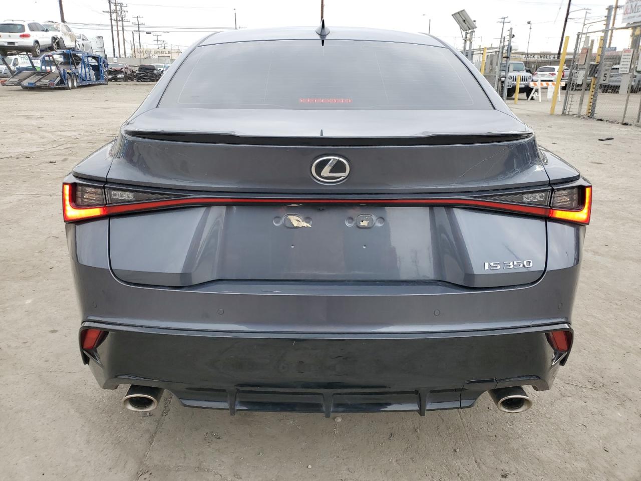 2023 Lexus IS - Image 6