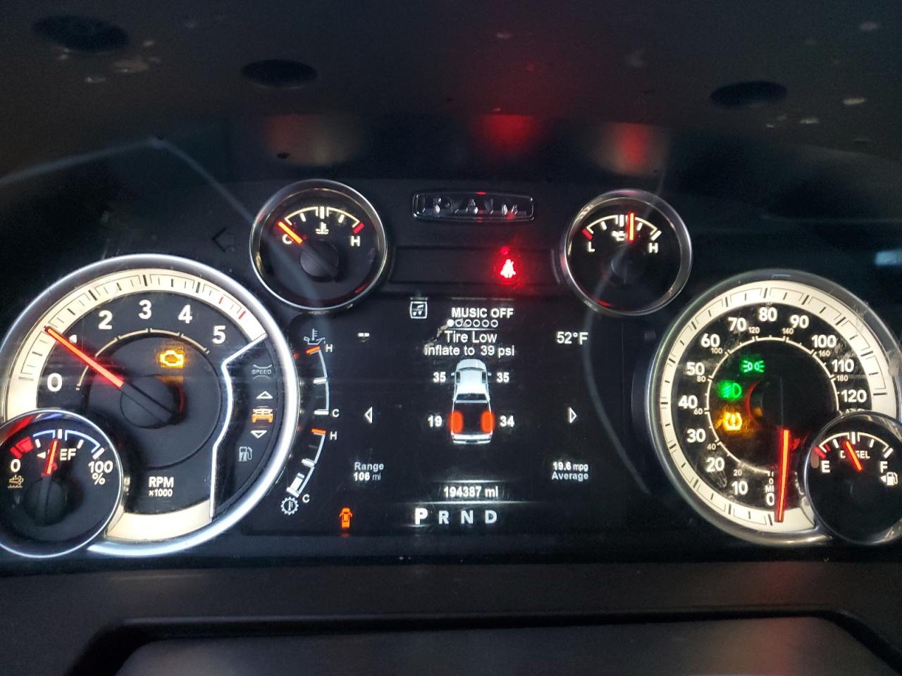 2018 RAM 1500 - Image 9