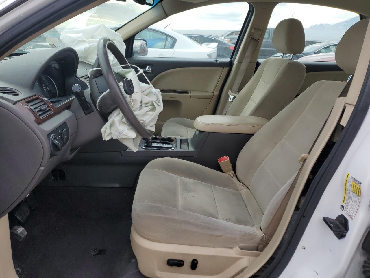 2008 Ford Taurus - Image 7