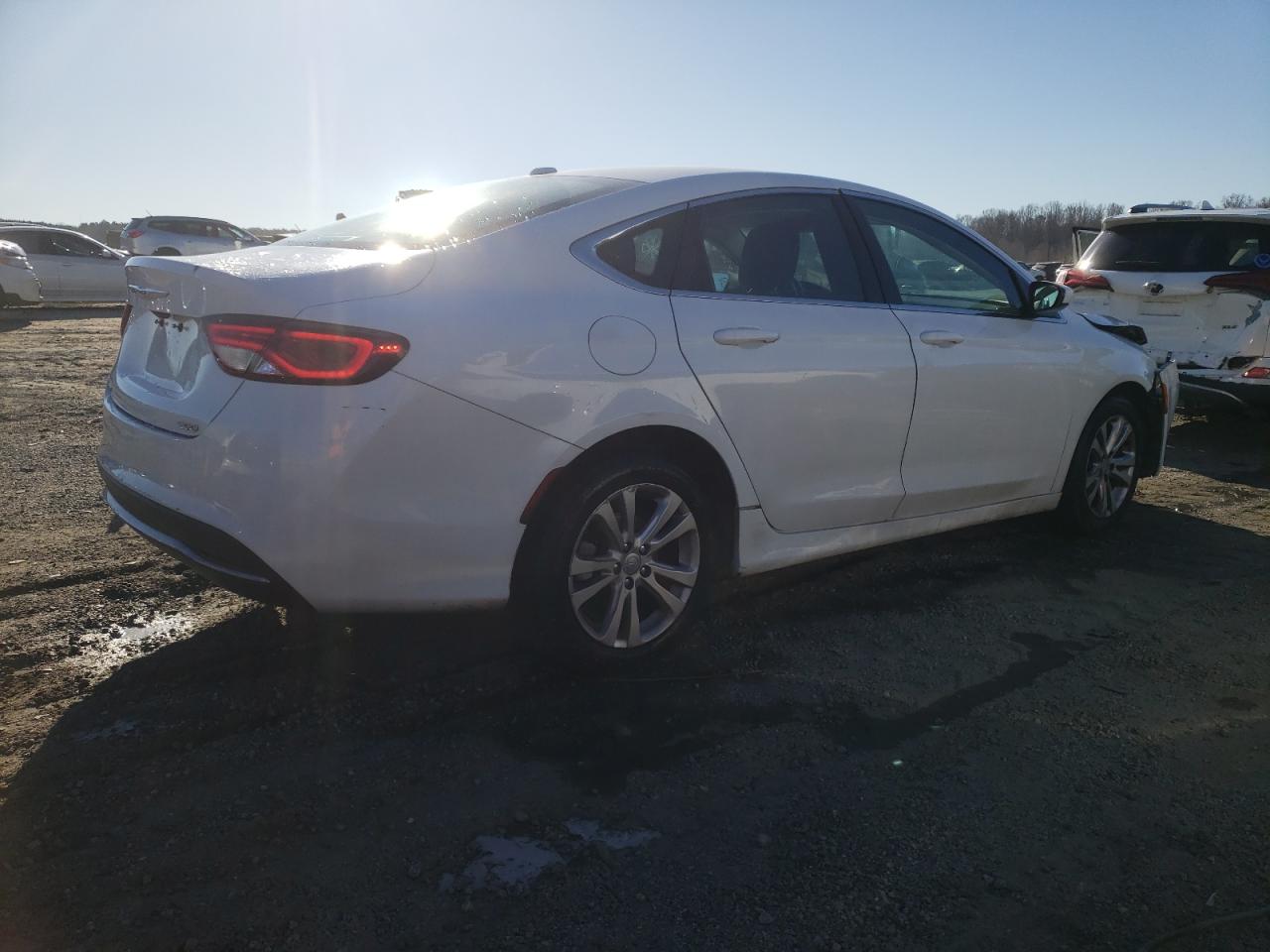2015 Chrysler 200 - Image 3