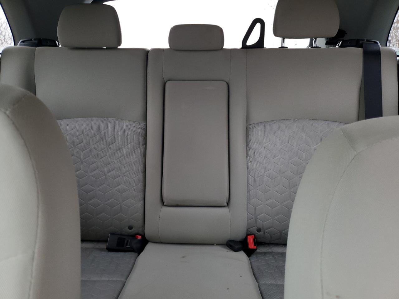 2021 Mitsubishi Outlander - Image 10