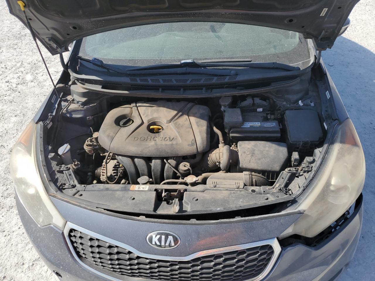 VIN KNAFX4A64F5256473 2015 KIA FORTE no.11