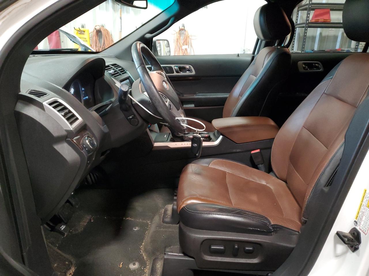 2014 Ford Explorer - Image 7