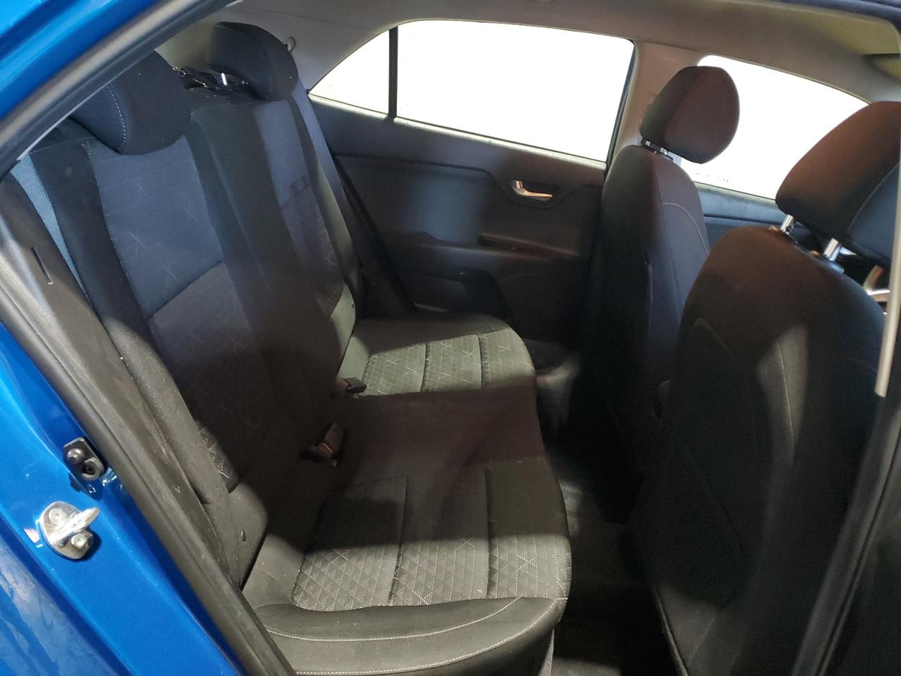 2021 Kia Rio - Image 10