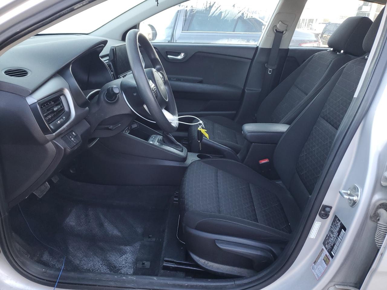 2022 Kia Rio - Image 7