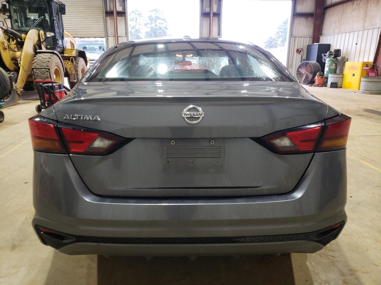 2020 Nissan Altima - Image 6