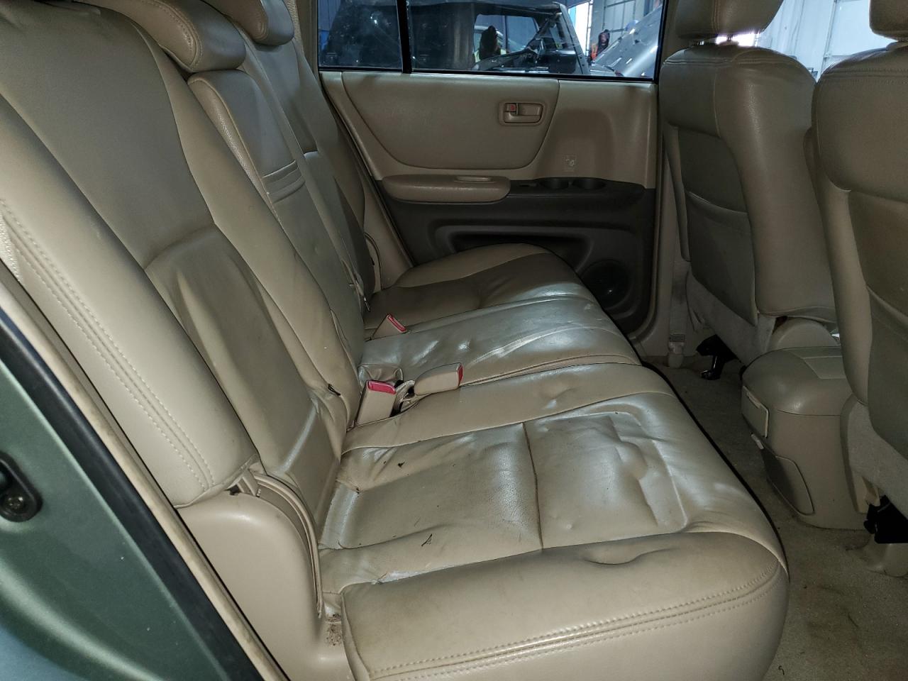 2005 Toyota Highlander - Image 11