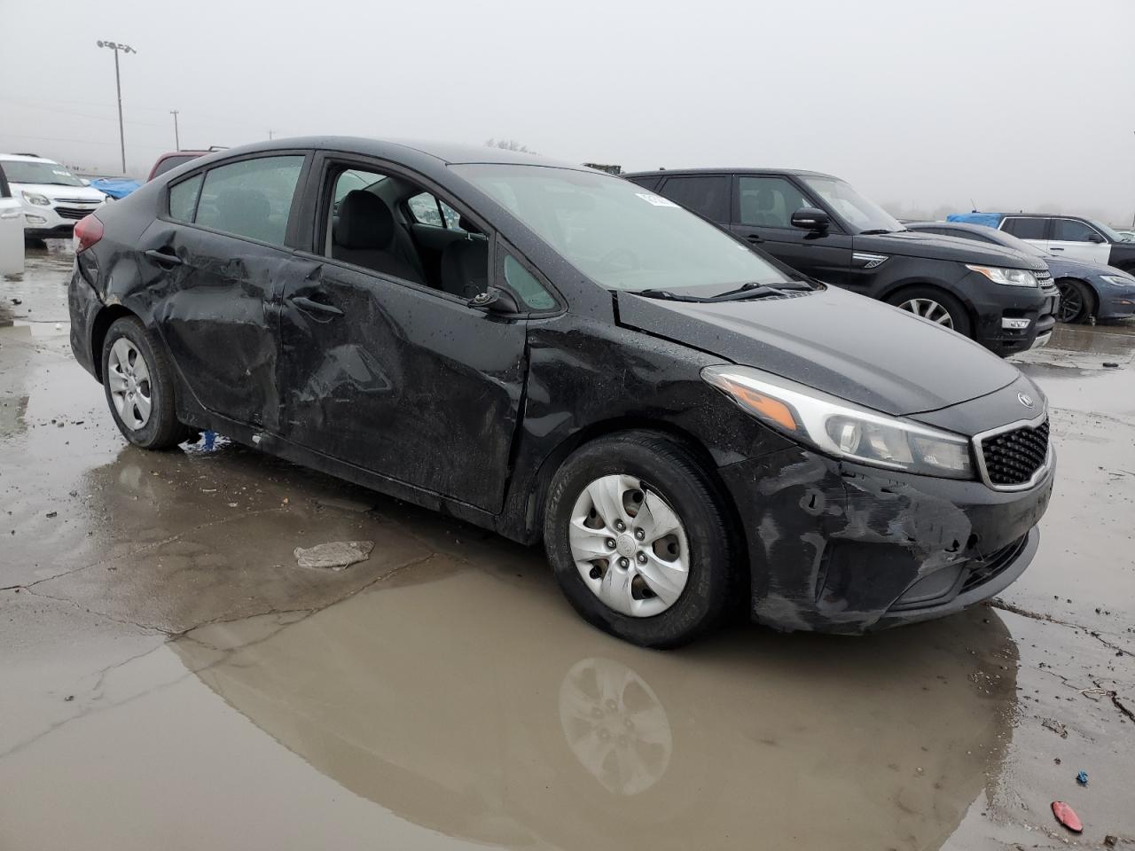 2017 Kia Forte - Image 4