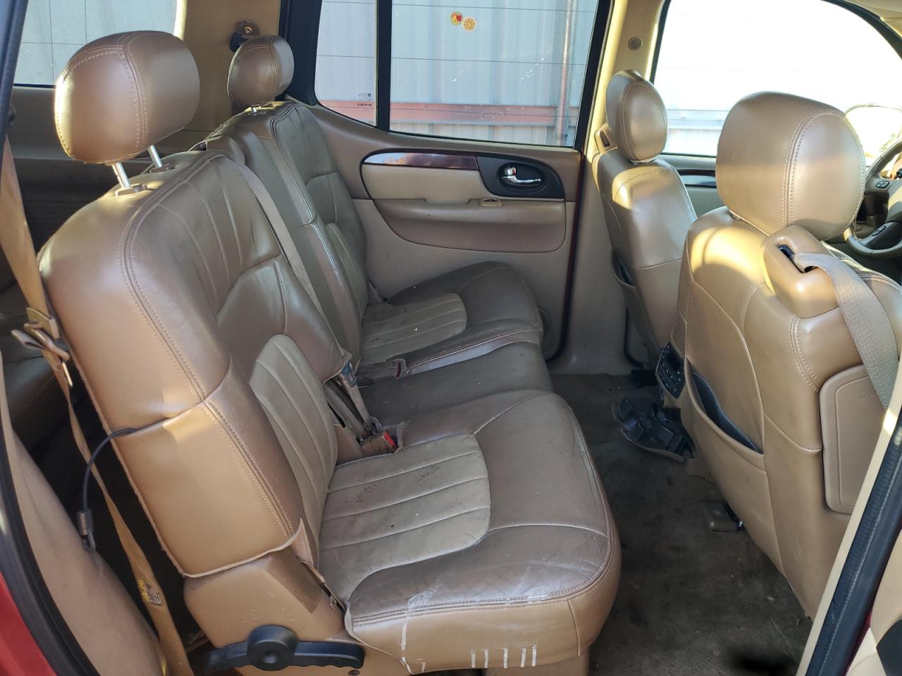 2002 GMC Envoy - Image 11