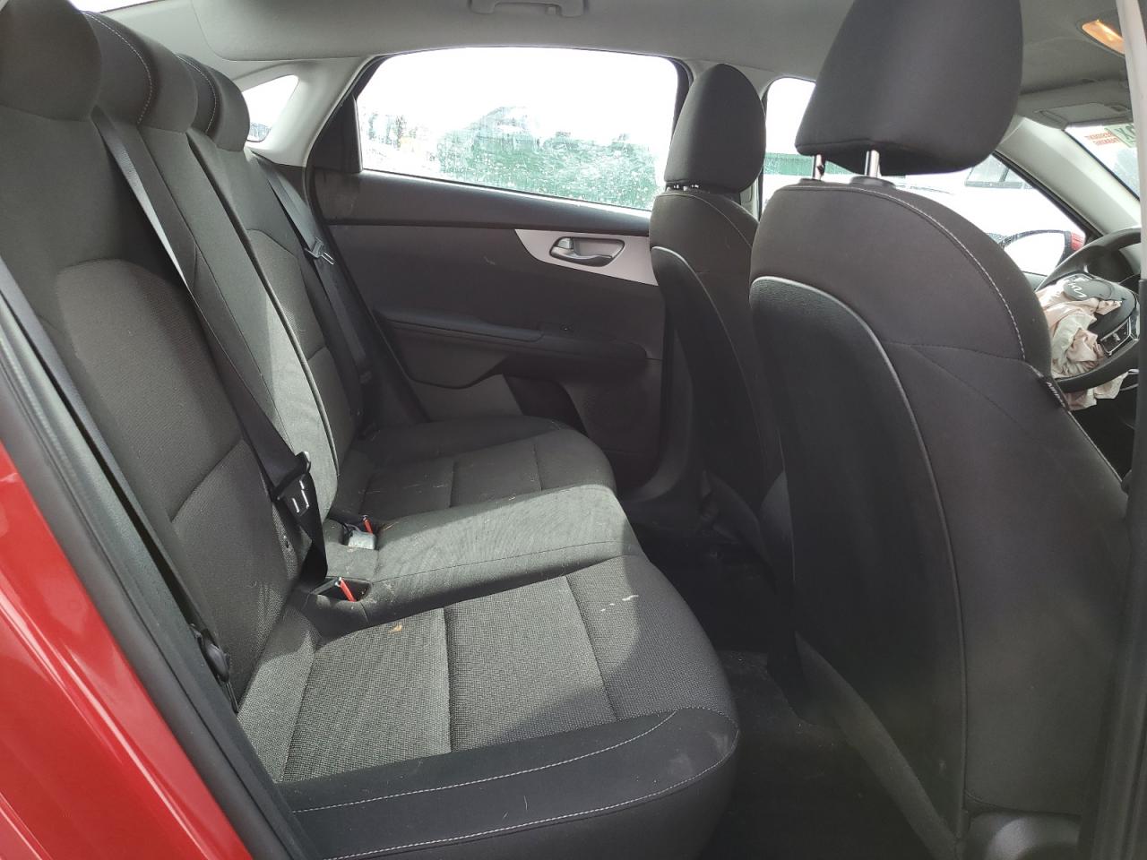 2023 Kia Forte - Image 10