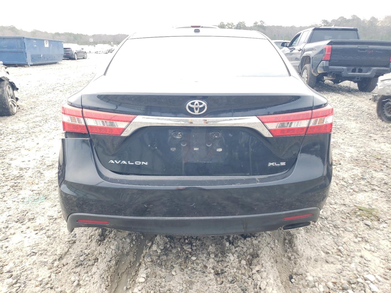 2015 Toyota Avalon - Image 6