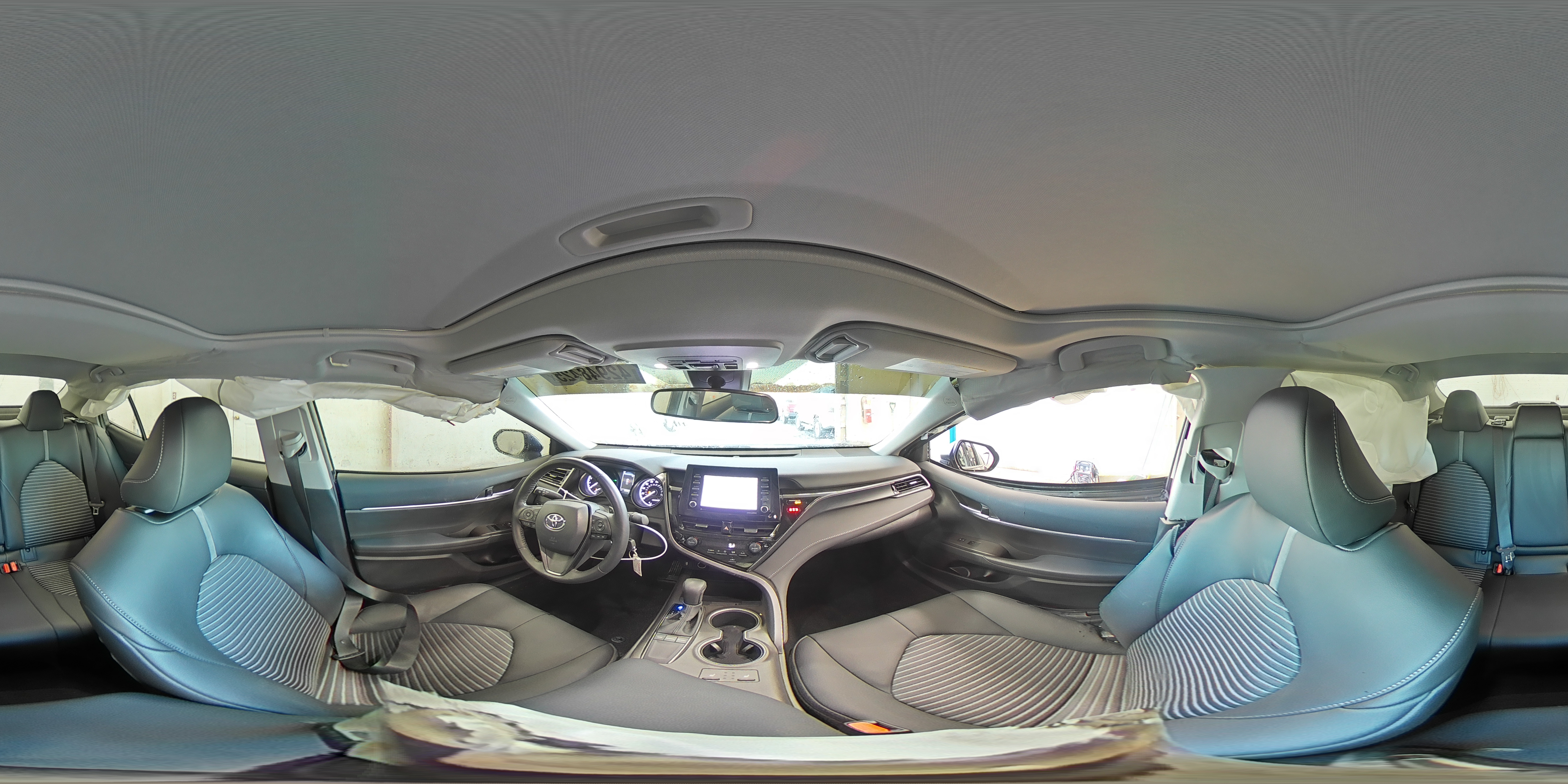 2024 Toyota Camry - Image 15