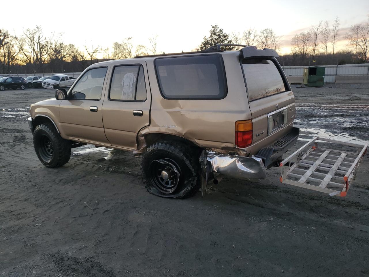 1995 Toyota 4Runner - Image 2