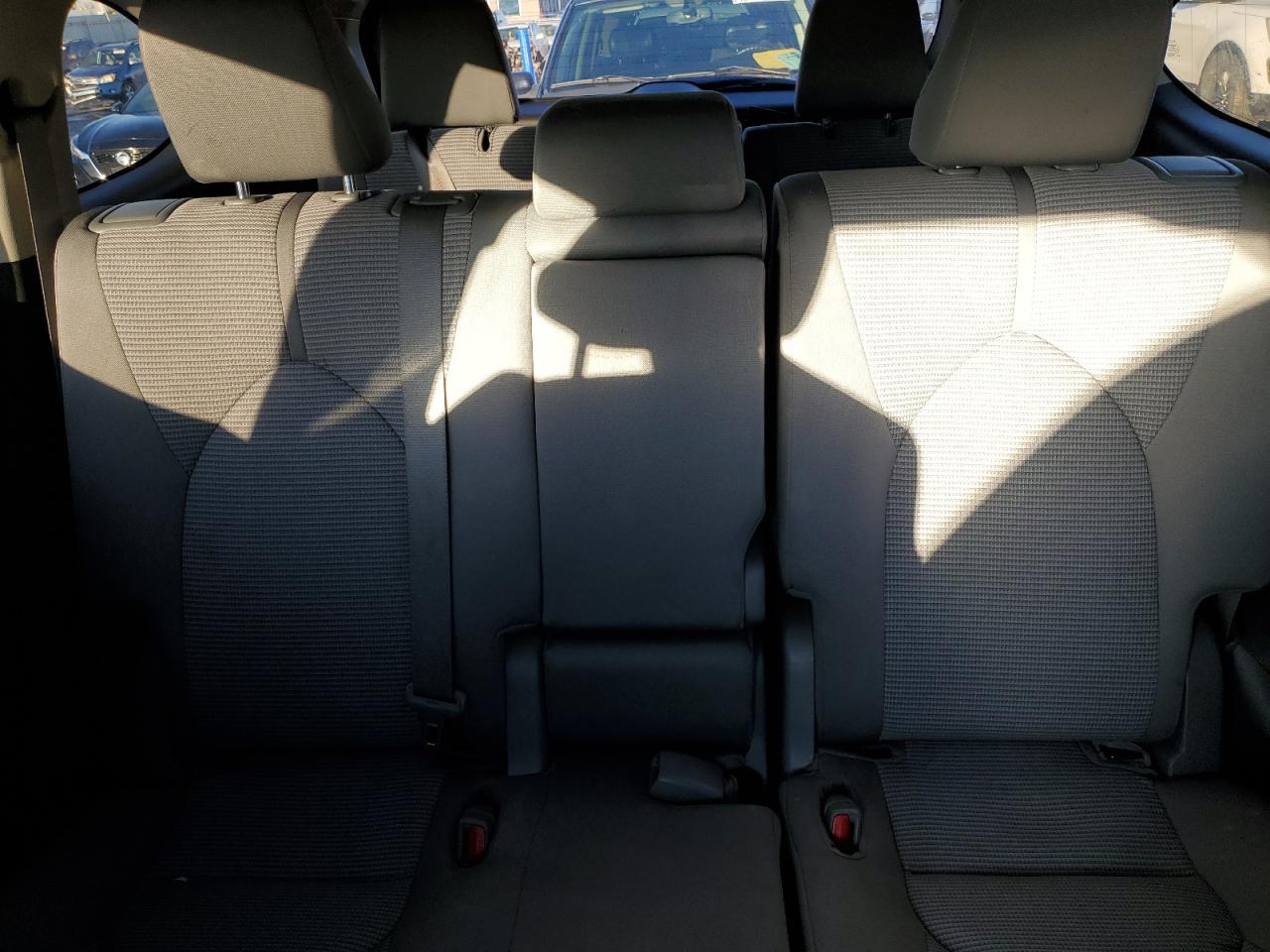 2021 Toyota Highlander - Image 10