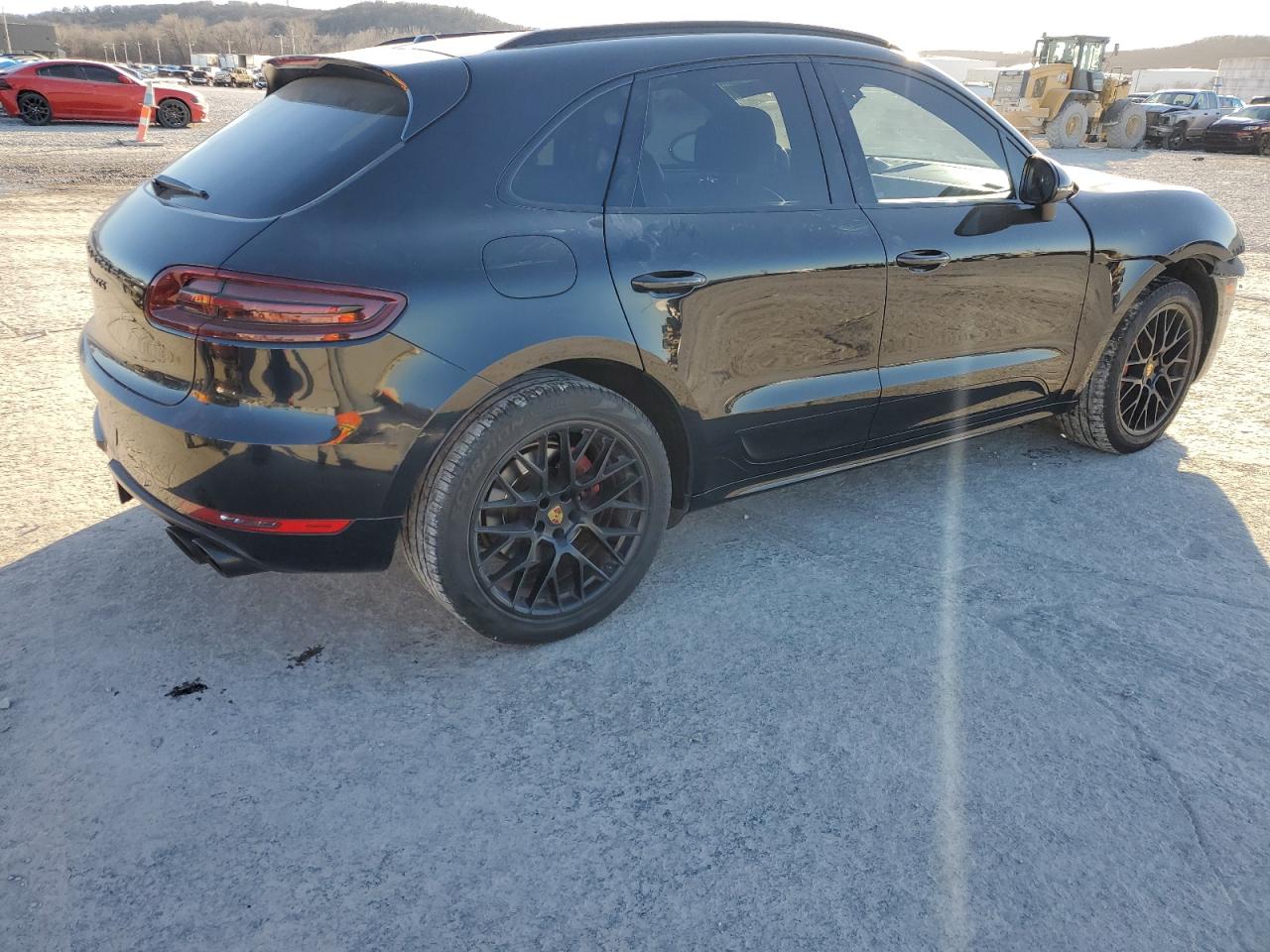 2017 Porsche Macan - Image 3